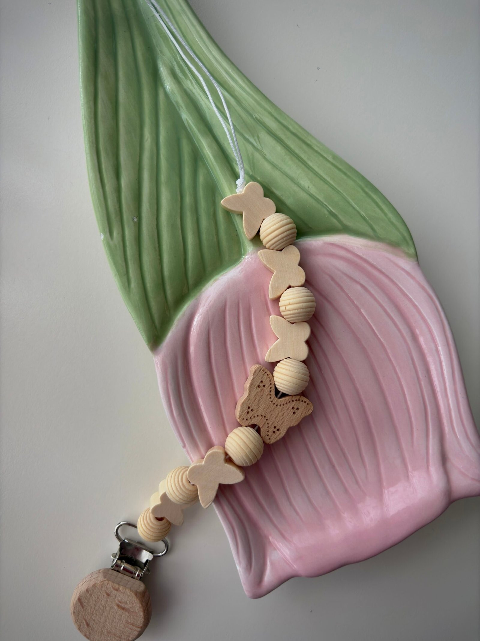 Čiulptuko laikiklis "Drugelis" Mamuli - Image 2