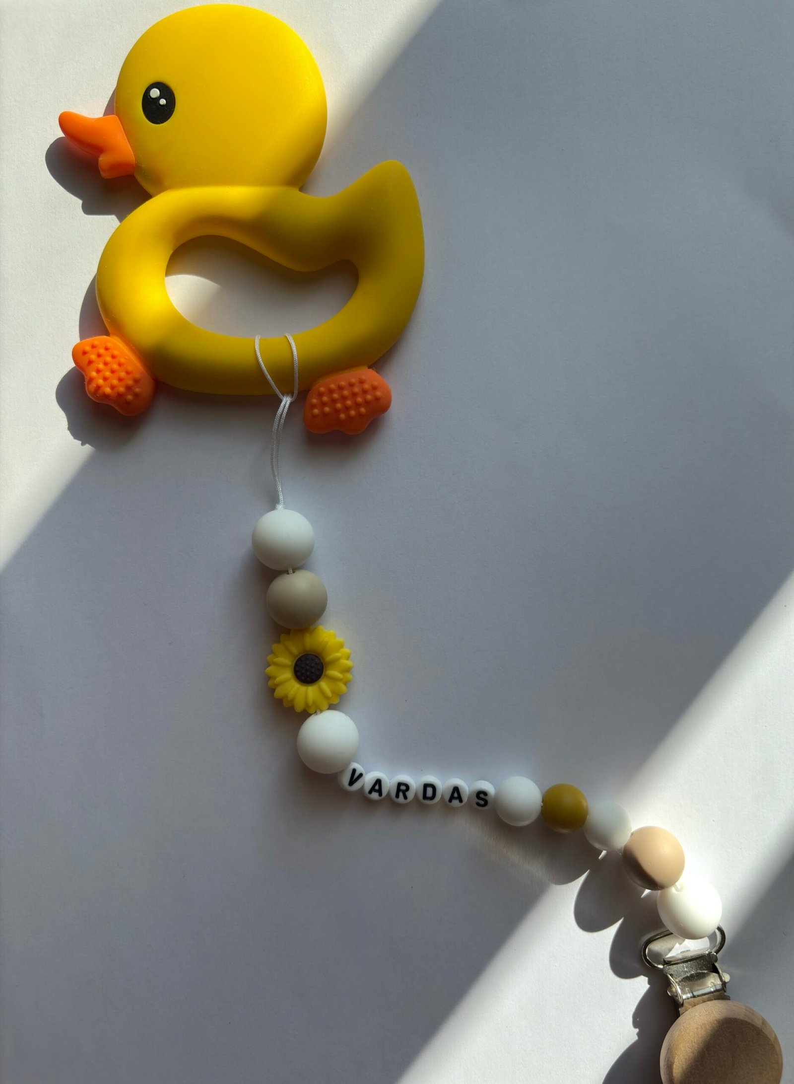 Vardinis kramtuko ir čiulptuko laikiklio rinkinys “Little duck” Mamuli - Image 2