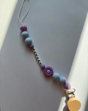 Vardinis čiulptuko laikiklis “Baby bloom” Mamuli