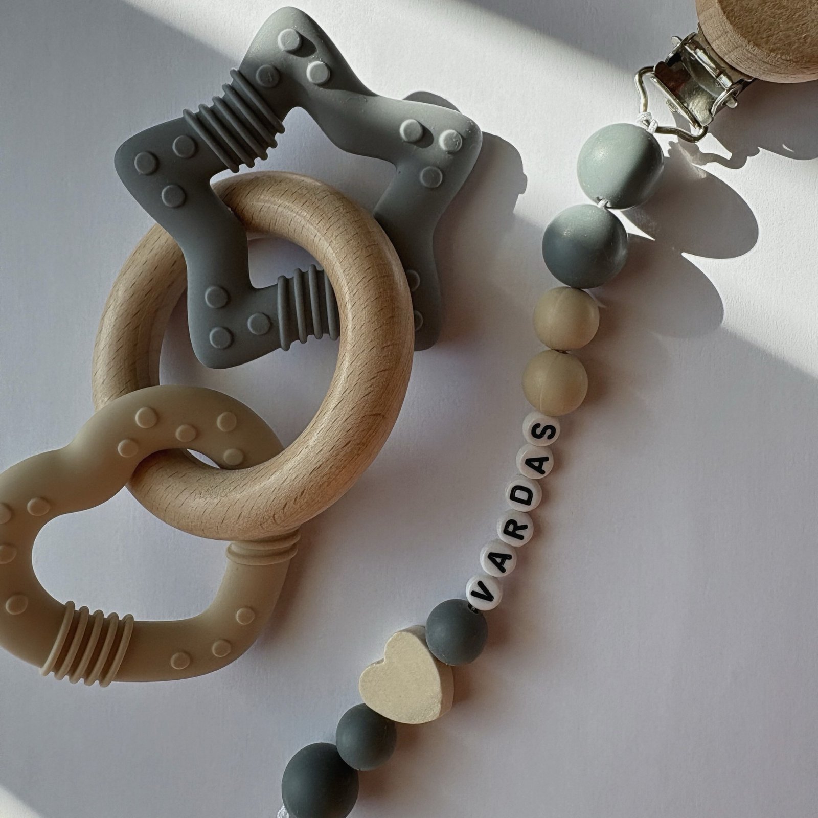 Vardinis čiulptuko laikiklio ir kramtuko rinkinys “ Little Star” - Image 2